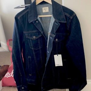 Men’s GAP dark indigo jean jacket